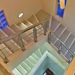 B Pod Hotel